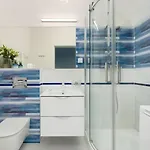 Very Close To The Seaside Apartman